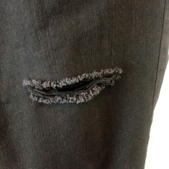 Signature Studio black distressed Jeans with cuffs - Picture 6 of 12